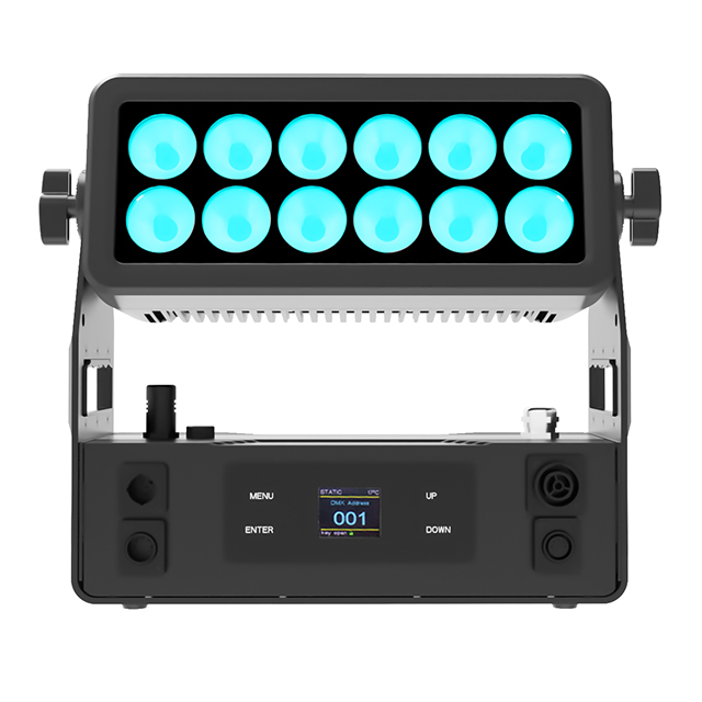 Luz de escenario LED RGBL de 12x10W con batería: cambio de color inteligente y control de aplicaciones